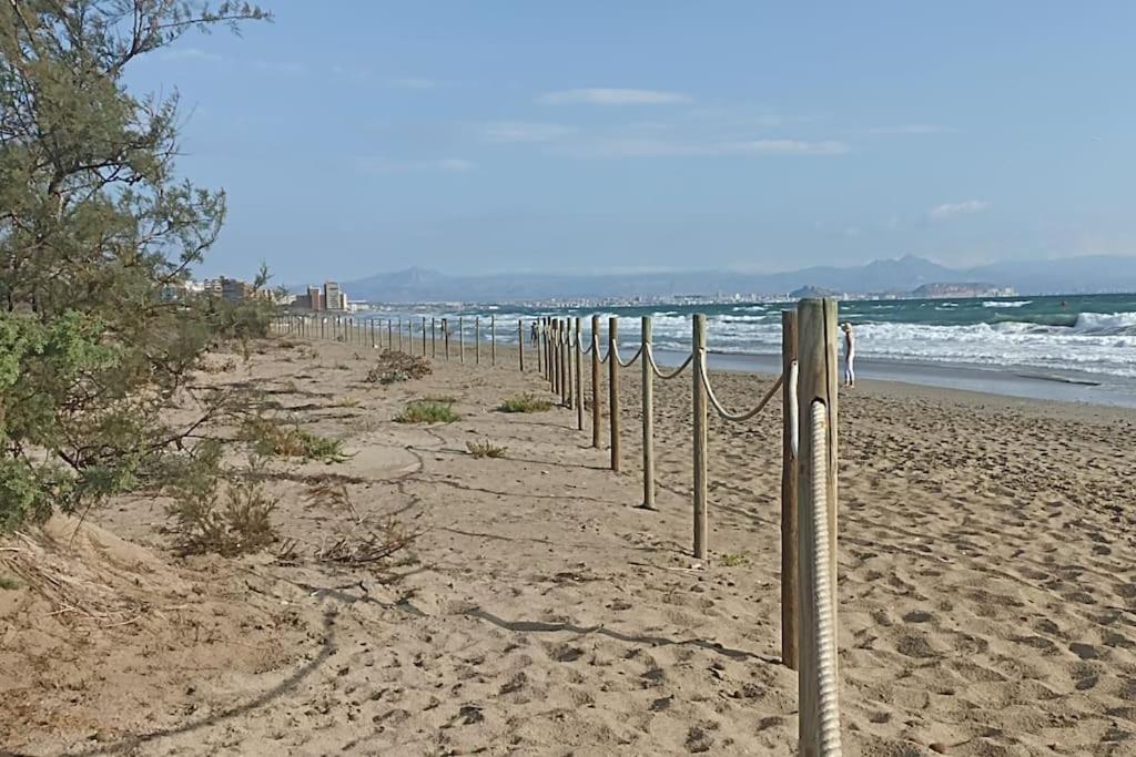 Bungalow En Primera Linea Del Mar Ареналес-дель-Соль Экстерьер фото