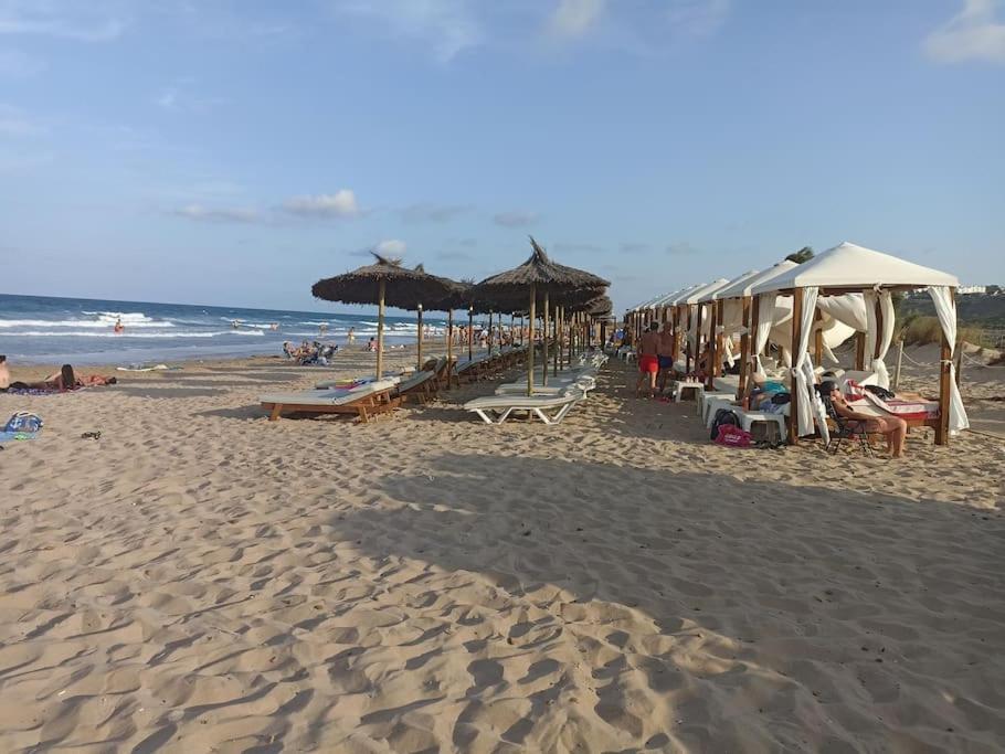 Bungalow En Primera Linea Del Mar Ареналес-дель-Соль Экстерьер фото