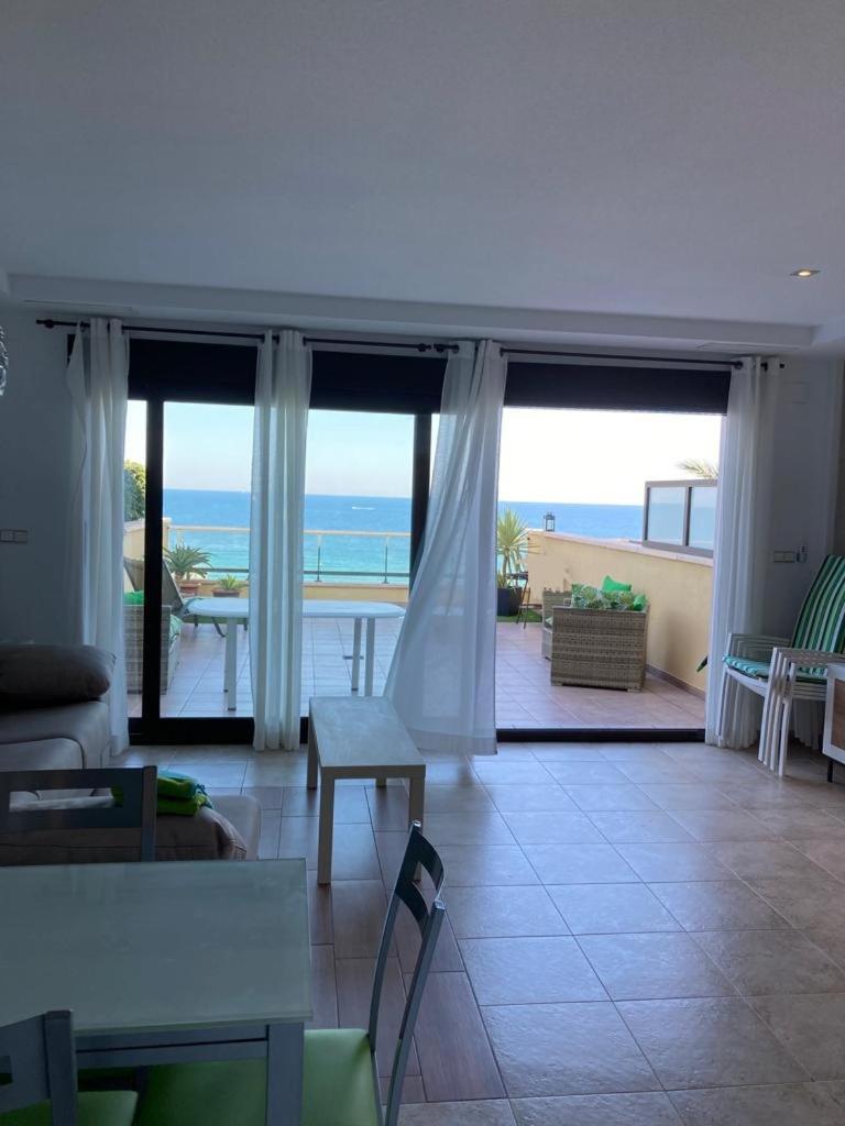 Bungalow En Primera Linea Del Mar Ареналес-дель-Соль Экстерьер фото